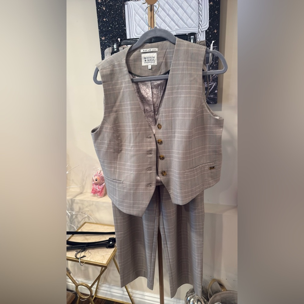 Scotch & Soda Gray Plaid Women's Vest and Pants Set pants are 8 vest L